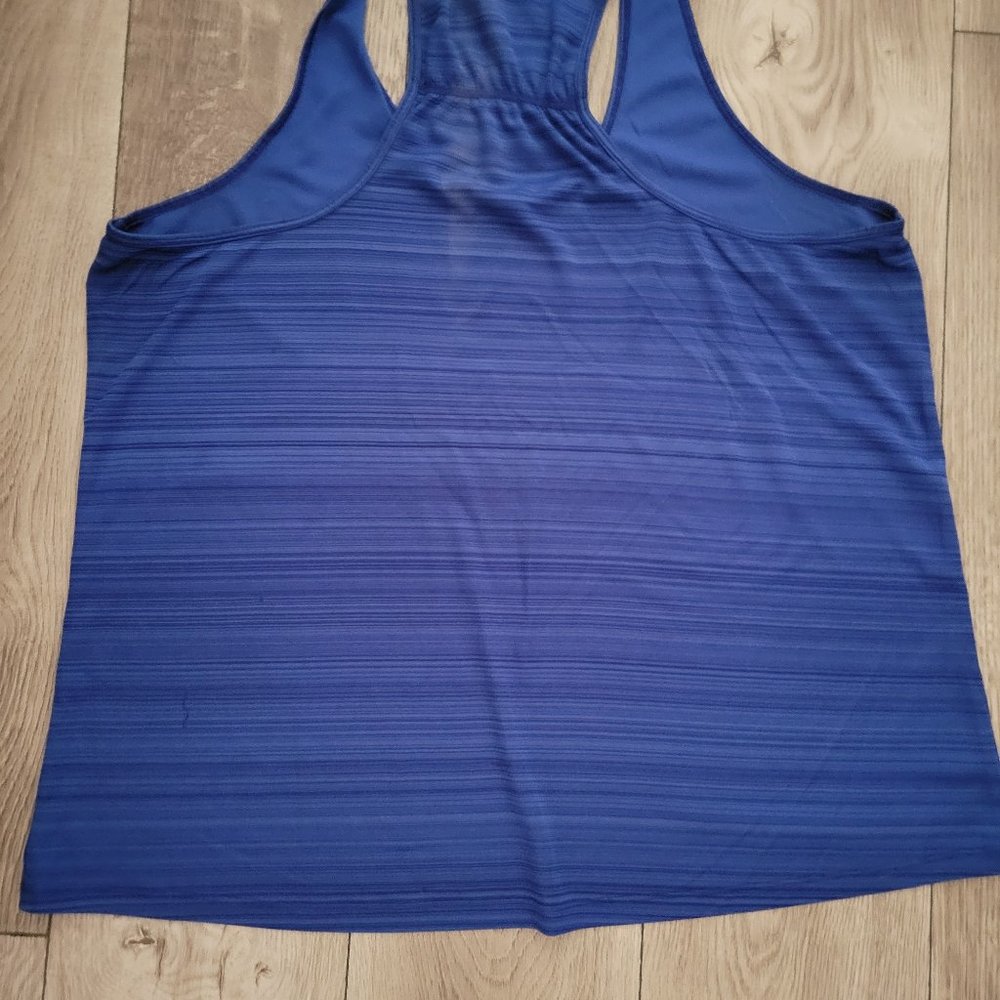Workout tank top